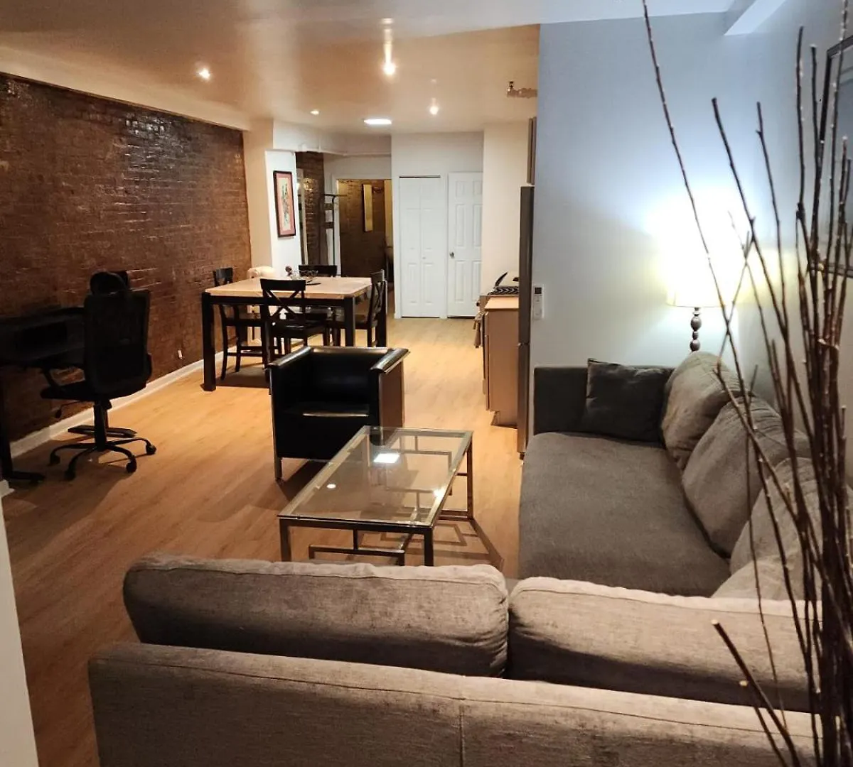 Garden Apartment 0*, Nueva York